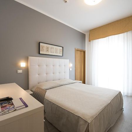 Hotel Iride&Spa Cesenatico Buitenkant foto
